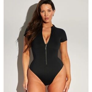 TA3 Short Sleeve Surfy Bathing Suit Medium